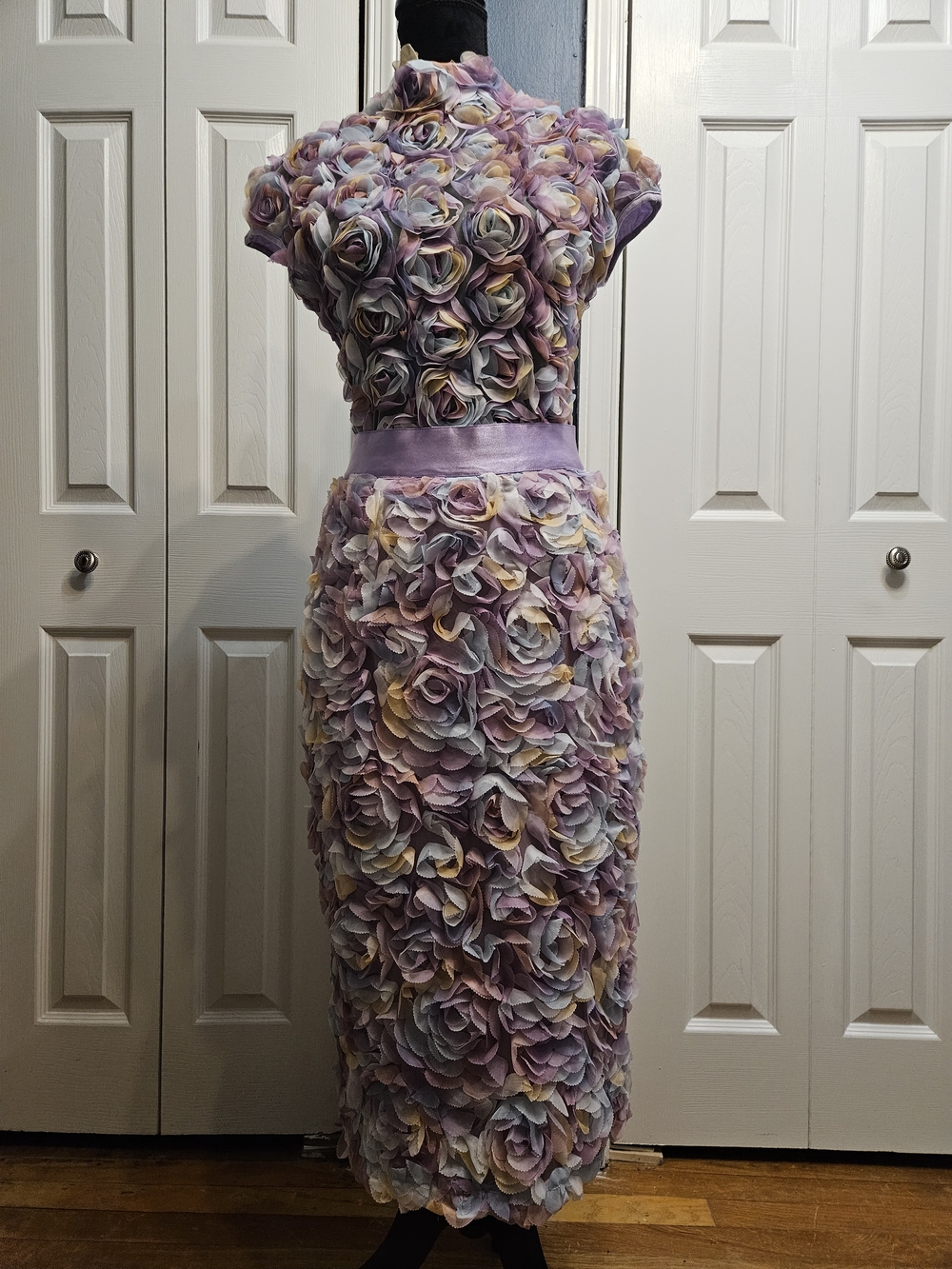 Gracia Pastel Lavender & Yellow Rose-Appliqué Midi Dress